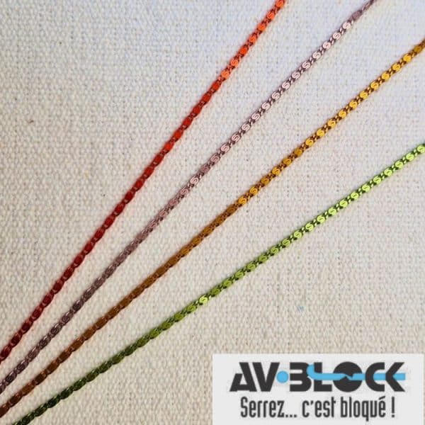 Chaine de lunettes métal laqué uni -coloris assortis .maille fantaisie. Joints de fixation AVBlock incassables