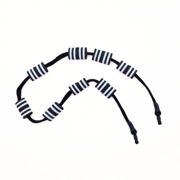 Cordon flottant lunettes Float Cordon flottant pour activité nautique, finition entièrement sans métal, couleurs repérables (très visibles) sur l'eau, testé en haute mer. Coloris assortis. systèmesde fixation AVBlock - système de fixation anti-glisse inventé et déposé par AVB. "Serrez... c'est bloqué !" ou Longueur : 54 cm. supporte jusqu'à 40 gr