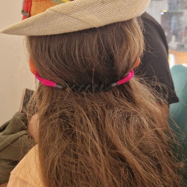 Cordon de lunettes enfant sport chaussette sur la branche tortillon à l'arrière - modèle mouflet