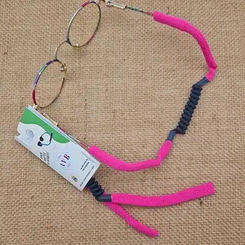Cordon de lunettes enfant sport chaussette sur la branche tortillon à l'arrière - modèle mouflet