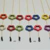 Chaine à lunettes Fleur Howlite couleur et chaine métal doré à l'or fin